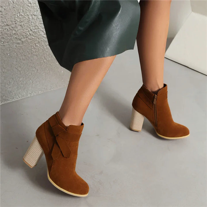 SOPHISTI ANKLE BOOTS
