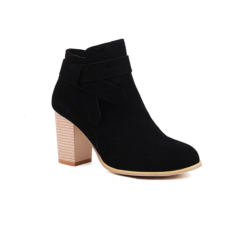 SOPHISTI ANKLE BOOTS